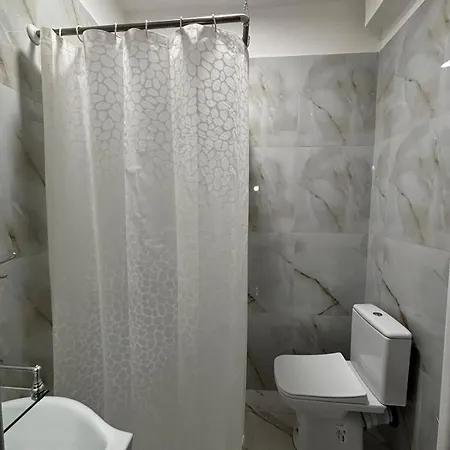 Historical Center Flat 티라나